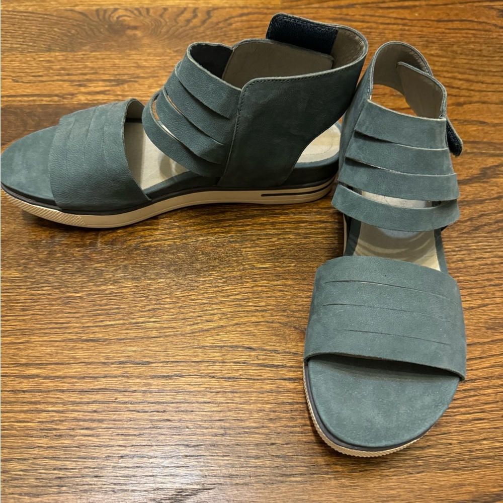 Eileen Fisher sandals